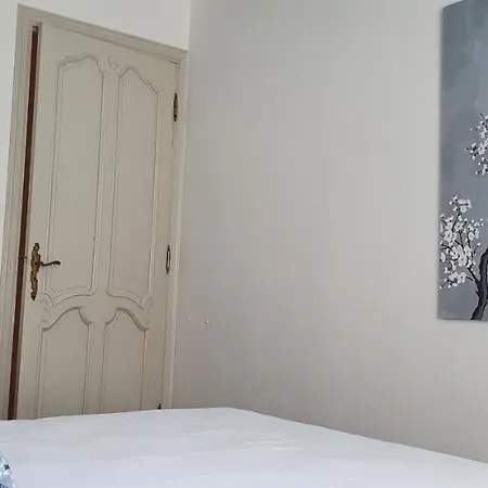 La Casa De Margarita Y Sisco *